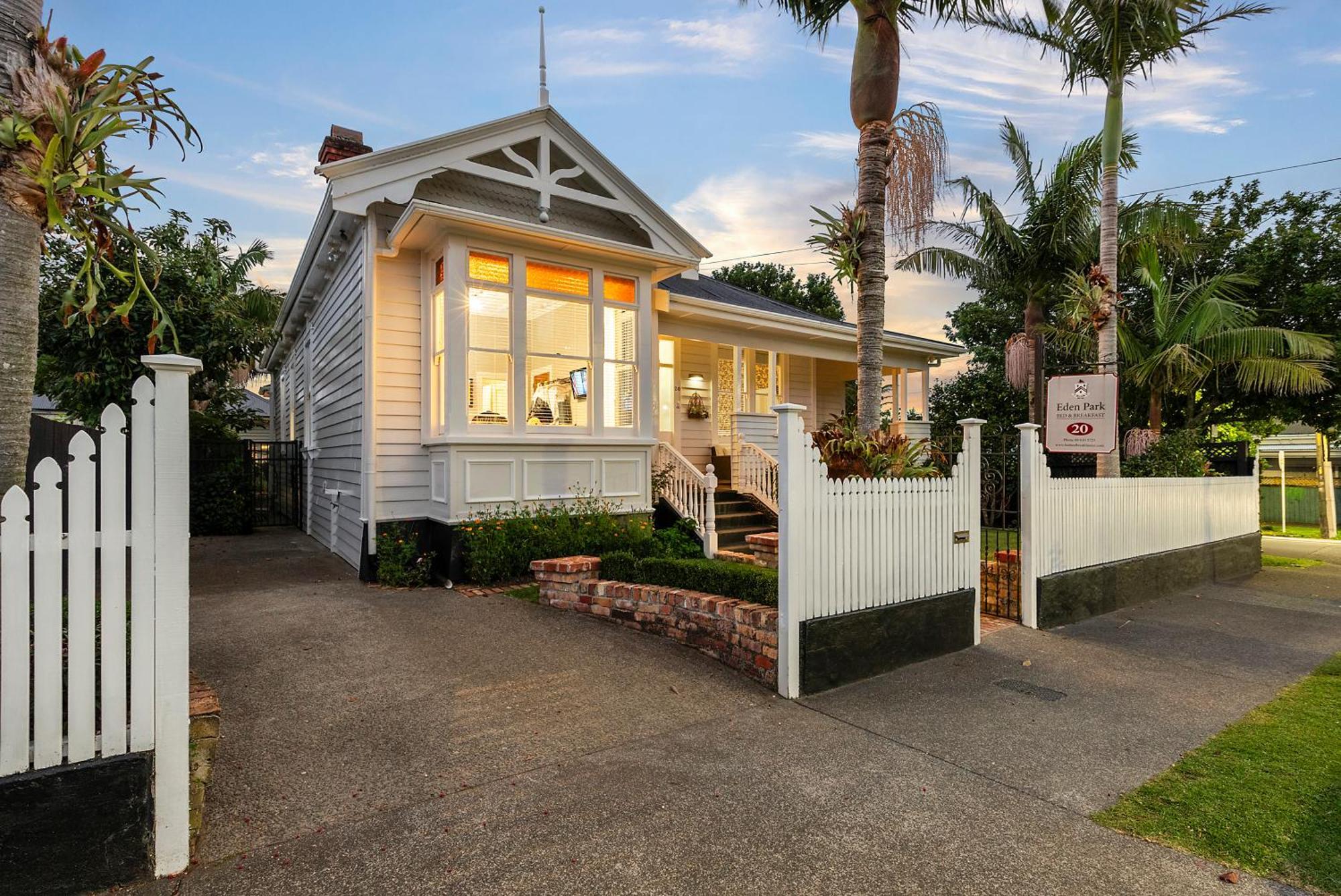 Eden Park Bed And Breakfast Inn Auckland Bagian luar foto